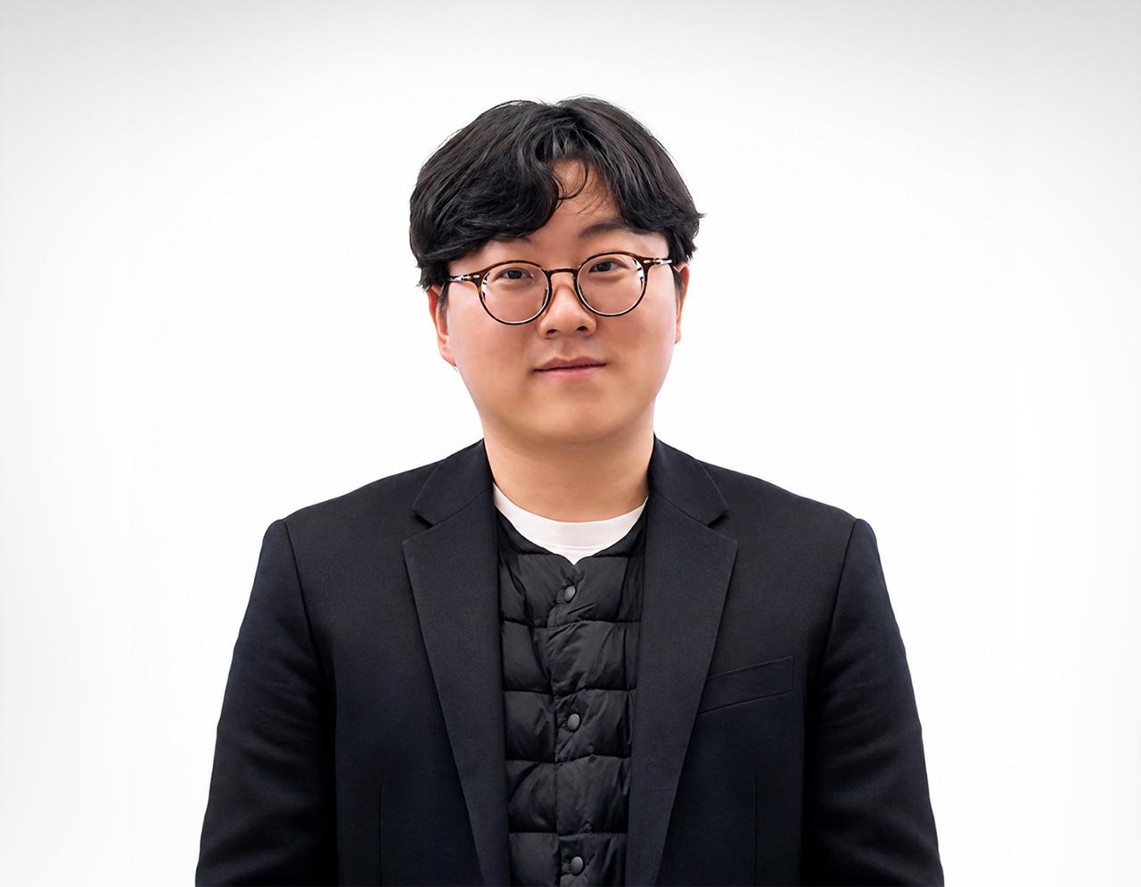 prof_pic.jpg